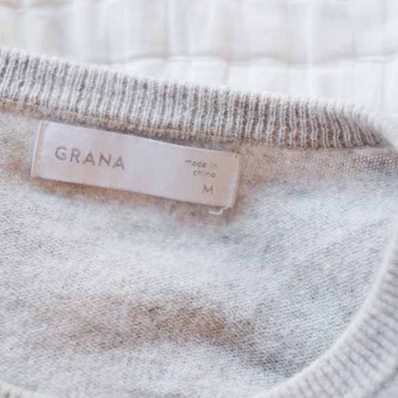 Gray Cashmere Sweater from Grana - Picture 4 of 5